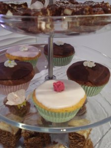 Vanilla and Chocolate fairy cakes