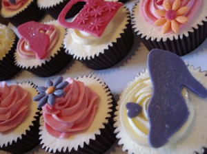 Sex and the City, shoes and handbag cupcakes