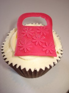 Sex and the City handbag cupcakes