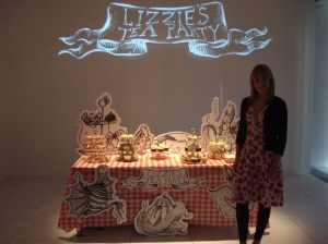 Lizzie on her cake stand