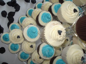 Small black loveheart on a wedding cupcake