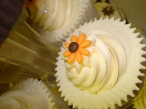 Golden sunflower cupcake
