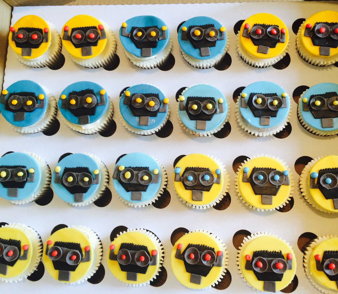 Robot Cupcakes by Lizzie